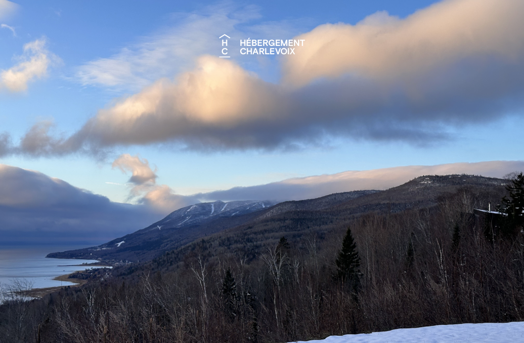 SHA-41 - Magnifique chalet NEUF, moderne avec vue spectaculaire